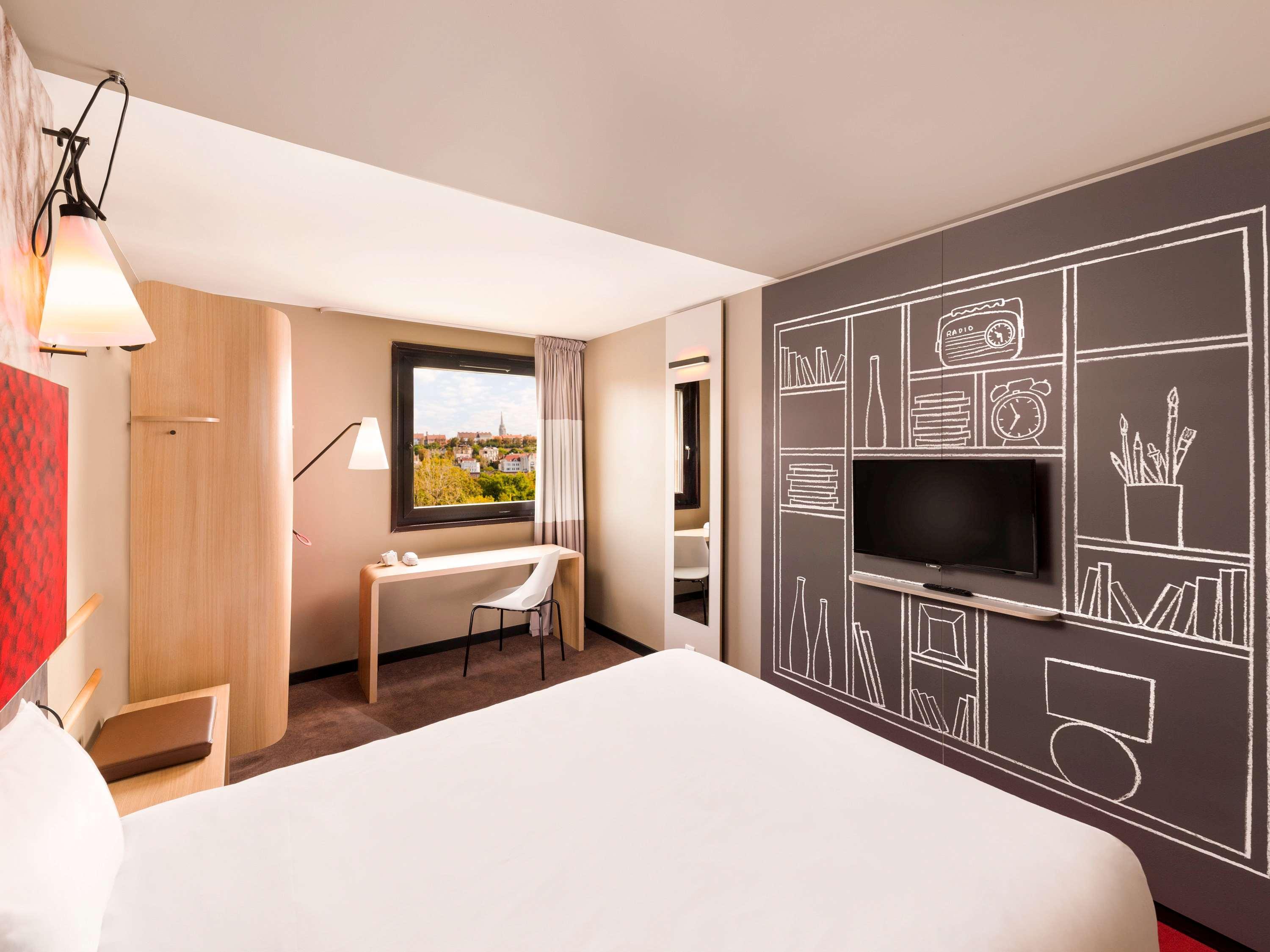 Ibis Castle Hill Hotell 3*