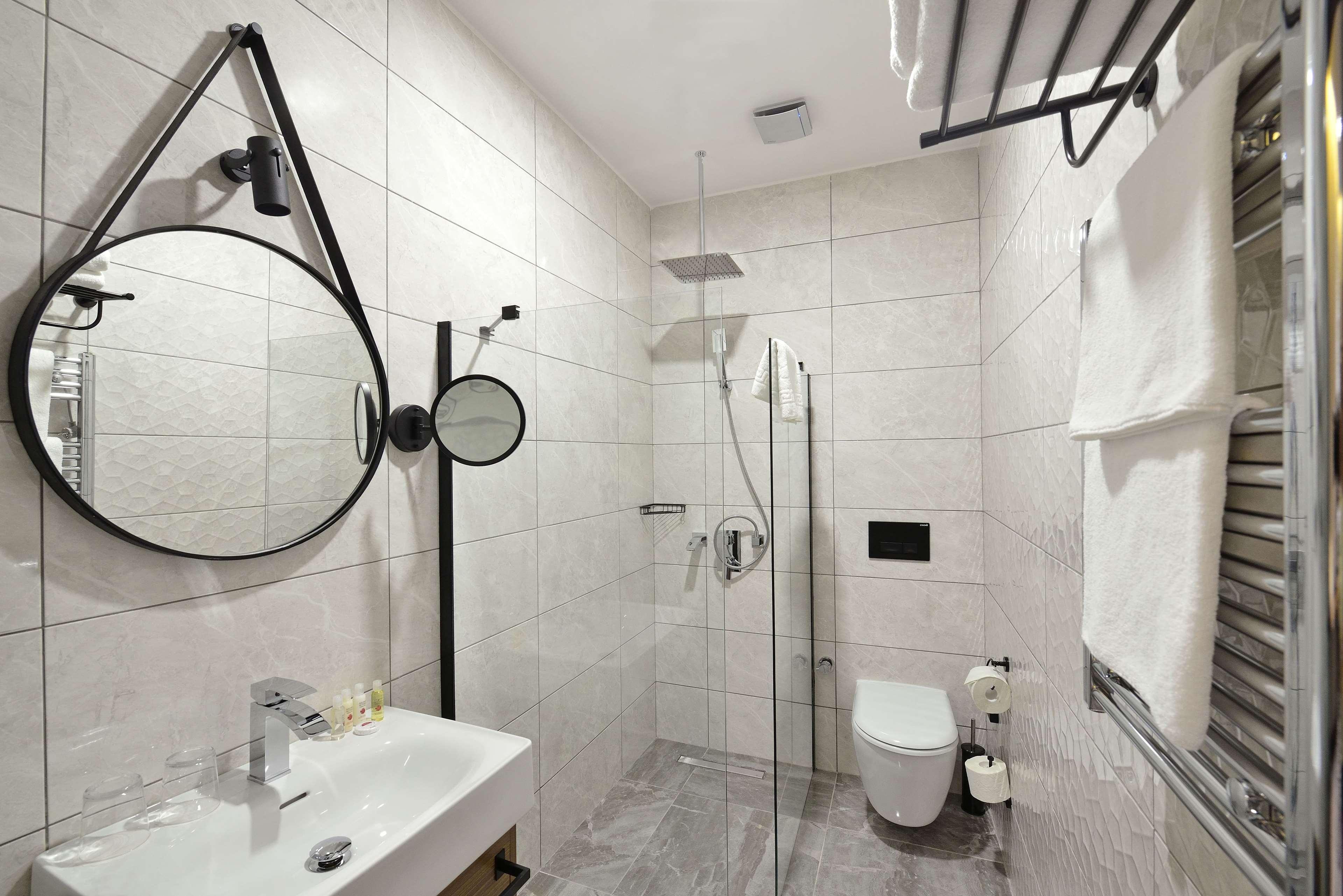 Ramada By Wyndham Center Hotell 4*