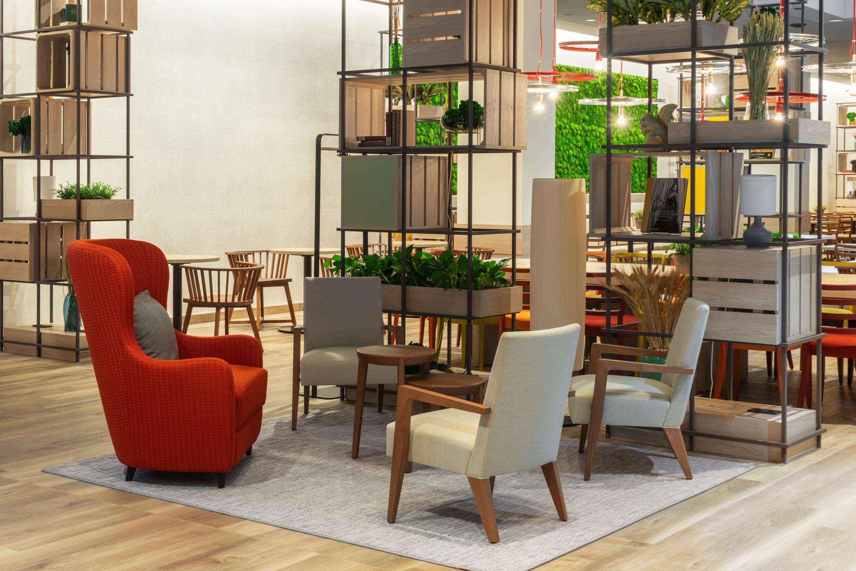 Intercityhotel 4*