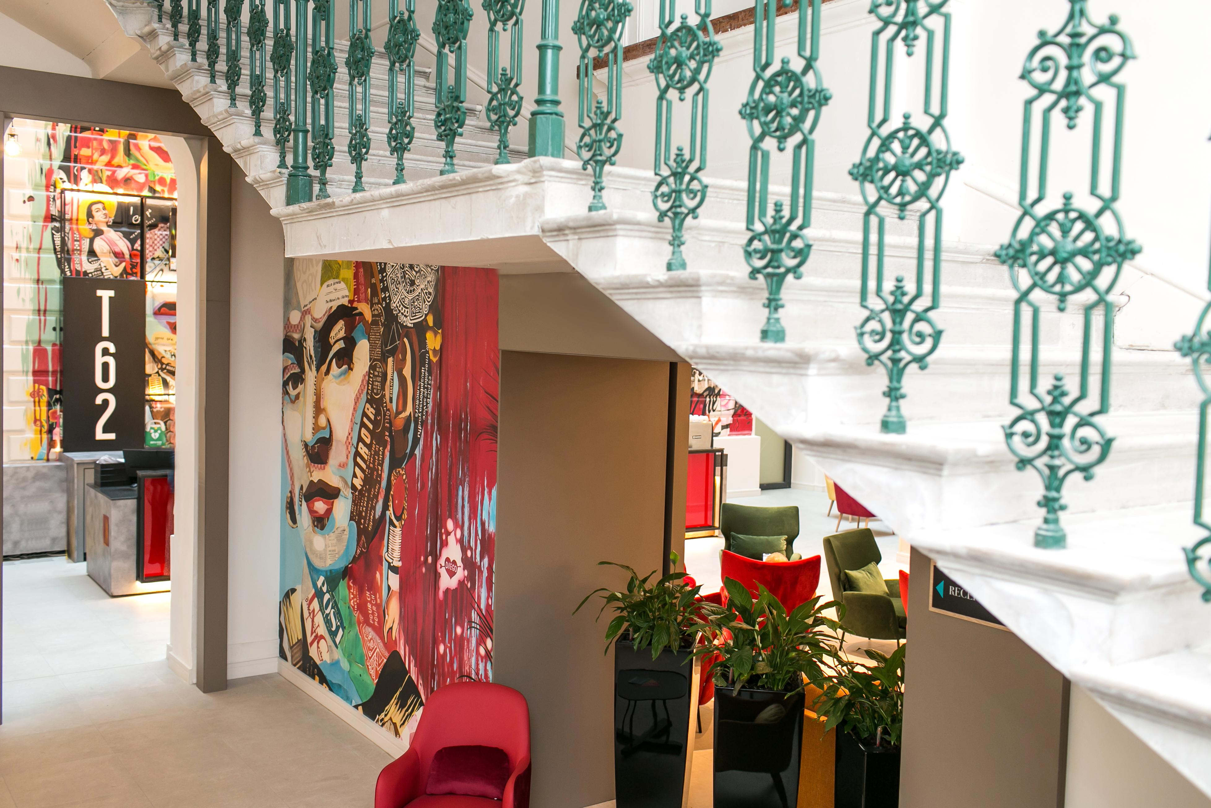 Hotel T62 3*