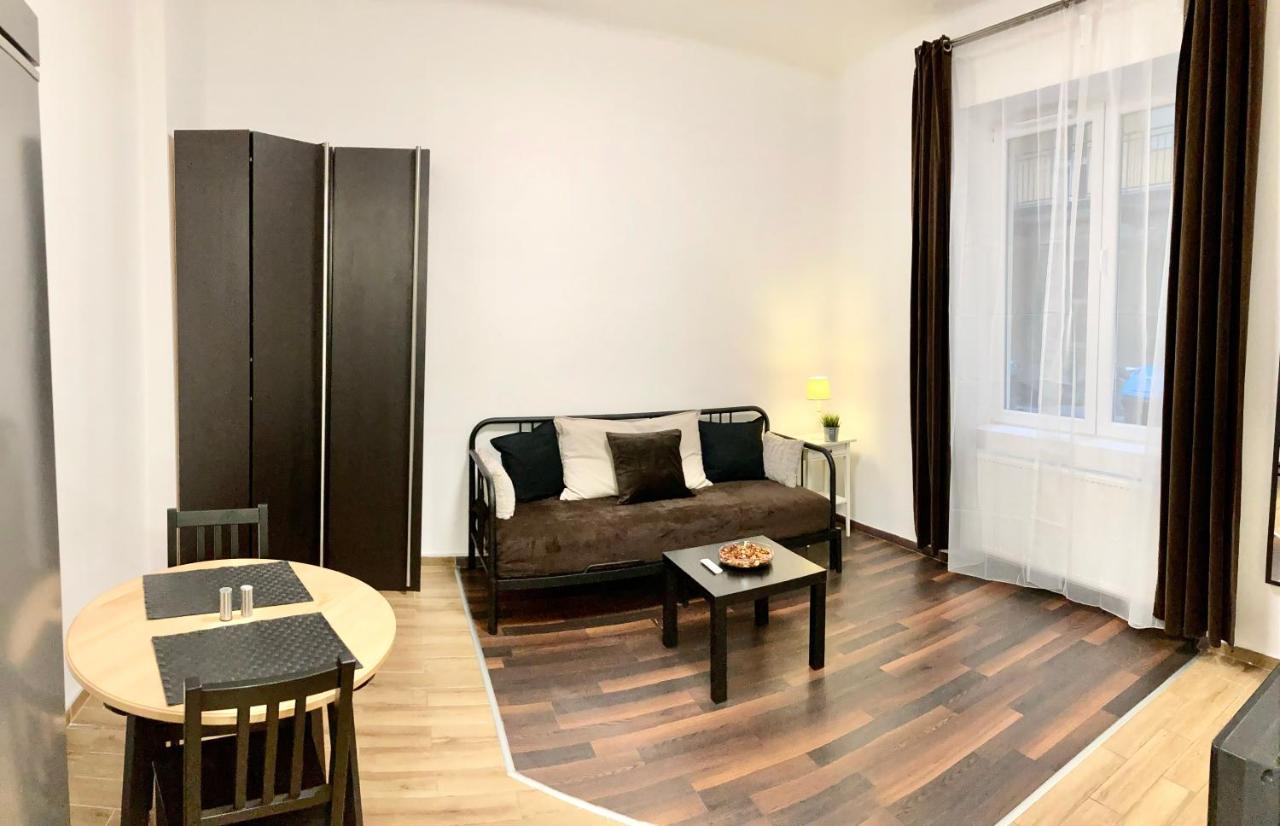 Box Studio In Ruin Pub District Apartamento
