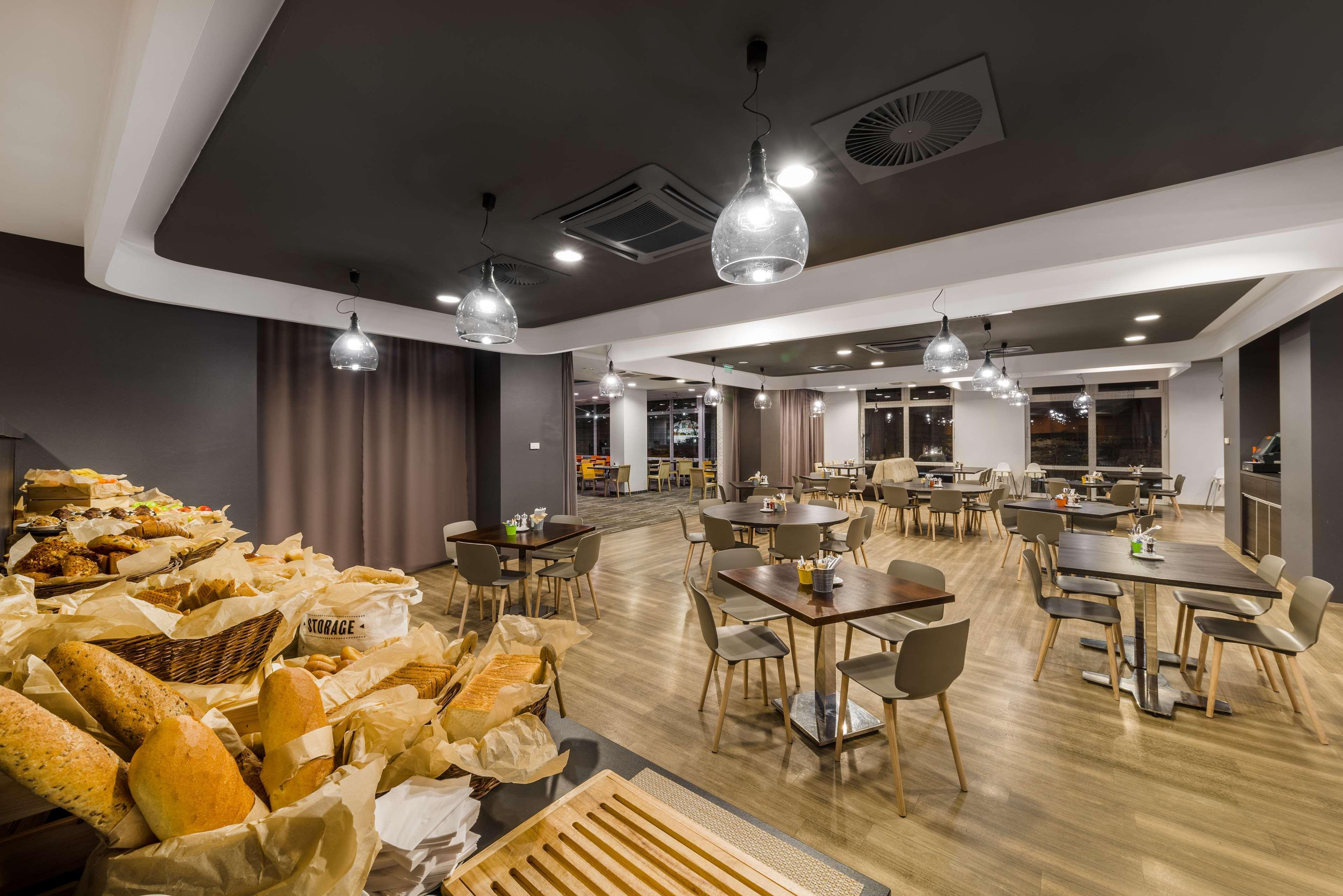 Crowne Plaza By Ihg 4*