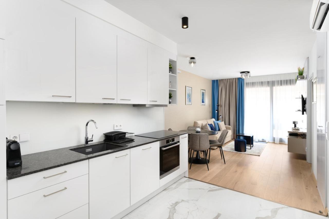 Aparthotel Emerald Downtown Luxury By Continental Group