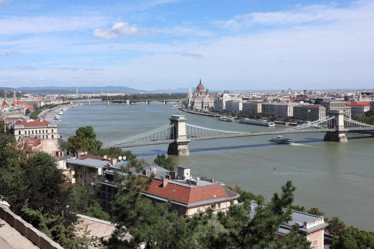 Marvelosa - By The Chain Bridge Apartment *