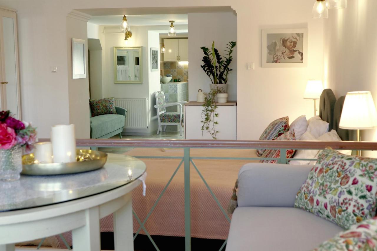 Apartment Marvelosa - By The Chain Bridge *