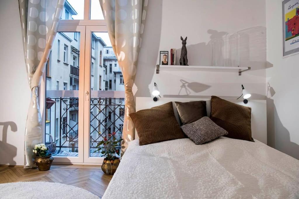 Gorgeous Flat Right Near The Center Budapest
