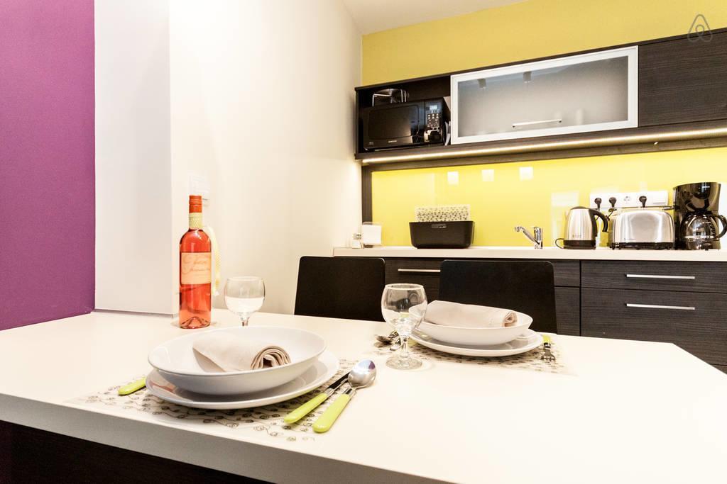 Centerstudio With Balcony In Downtown * Budapest