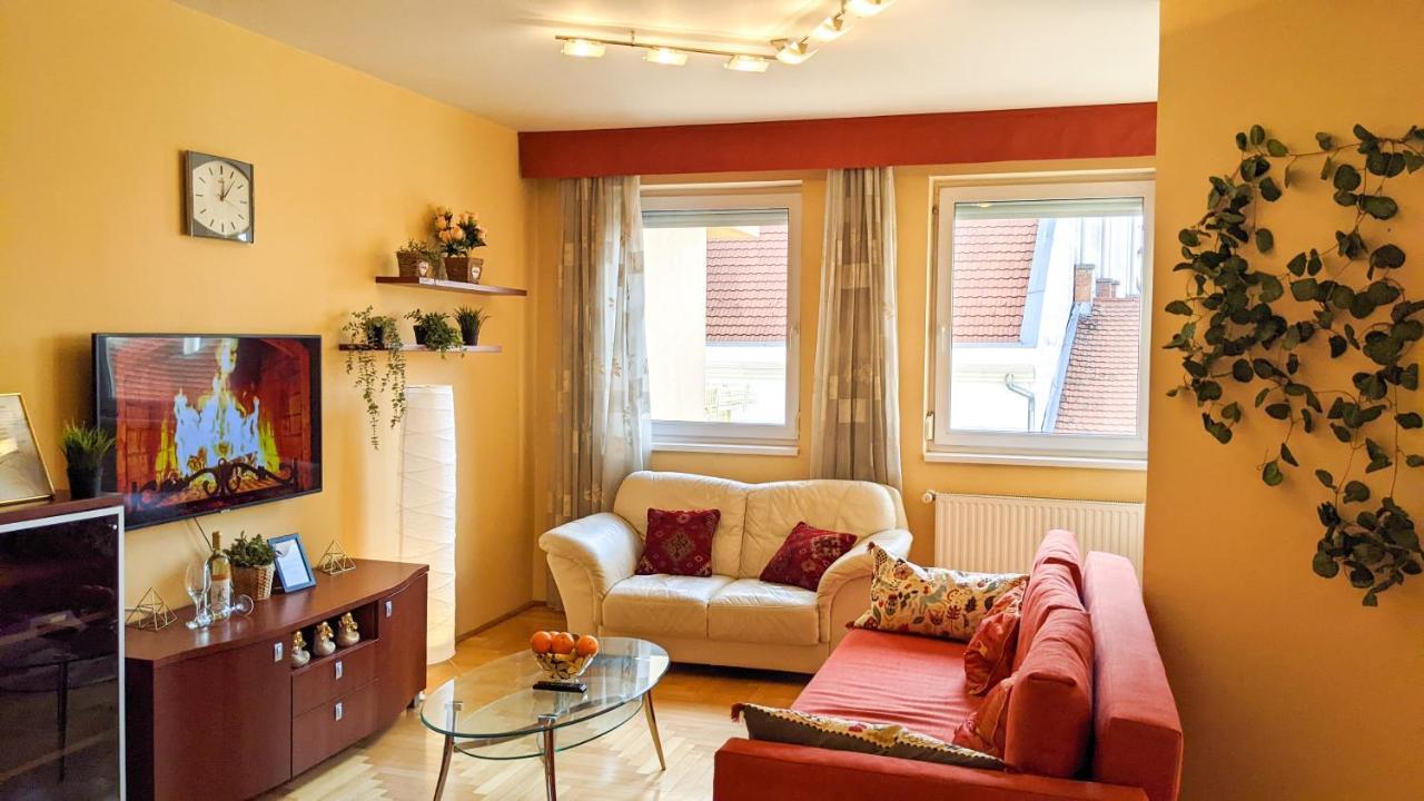 Skytop Modern In Heart Of Downtown Apartament *