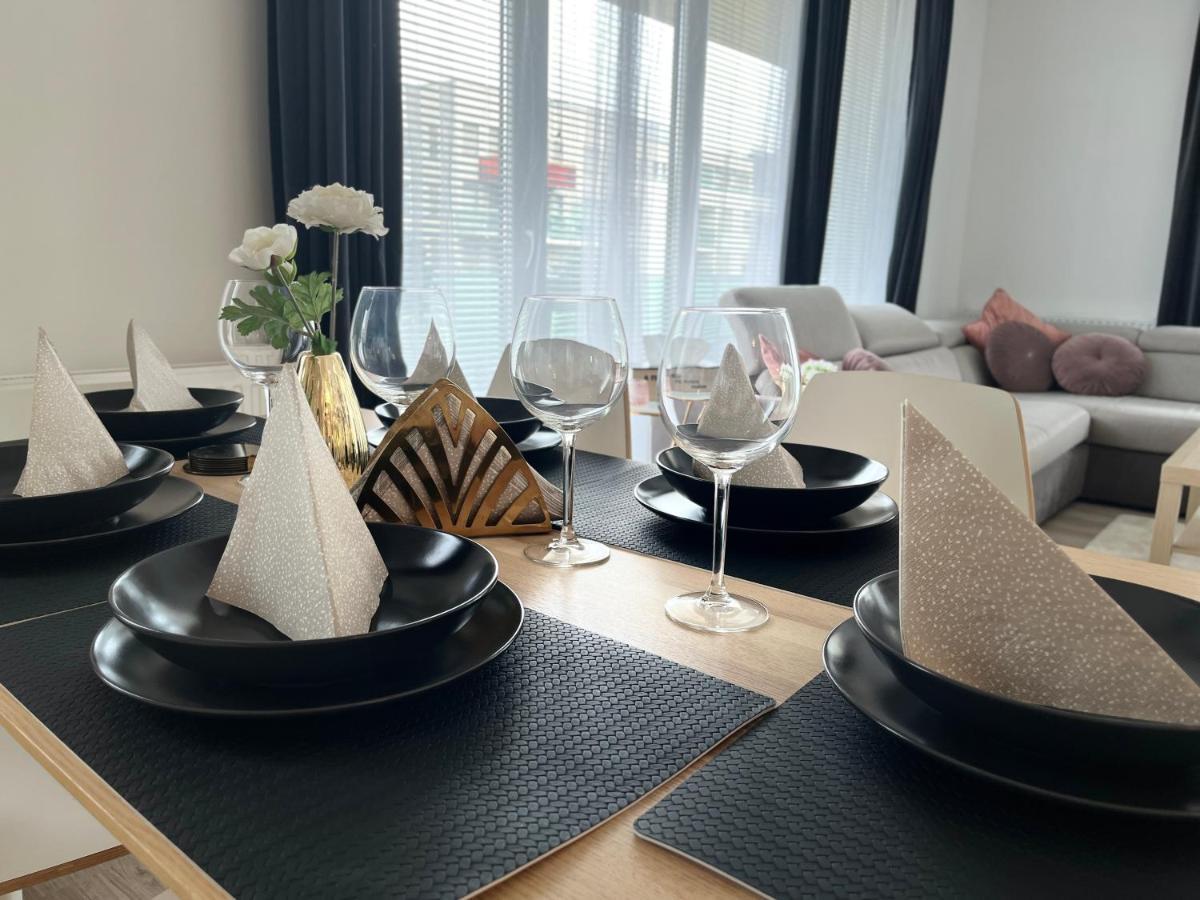 Diamond - 3 Bedroom, Luxurious In The Heart Of The Budapest