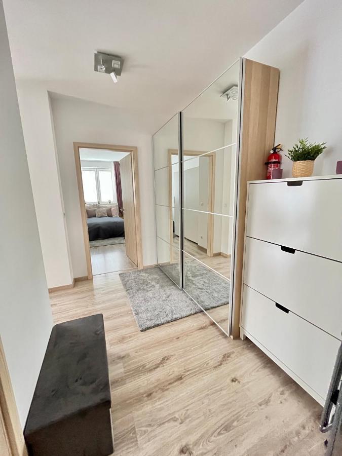 Diamond - 3 Bedroom, Luxurious In The Heart Of The *