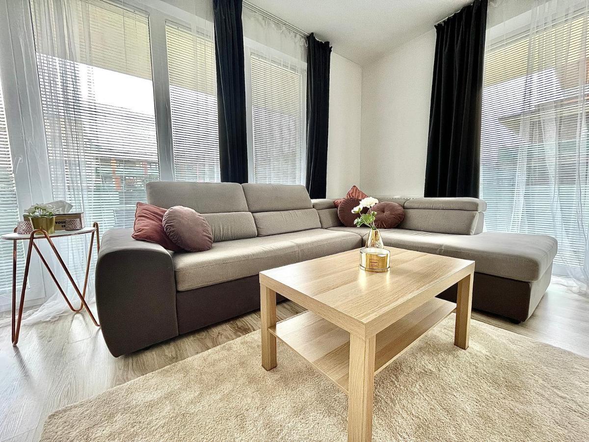 Apartment Diamond - 3 Bedroom, Luxurious In The Heart Of The