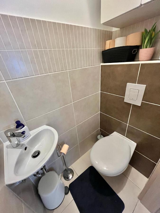 Diamond - 3 Bedroom, Luxurious In The Heart Of The Apartment *