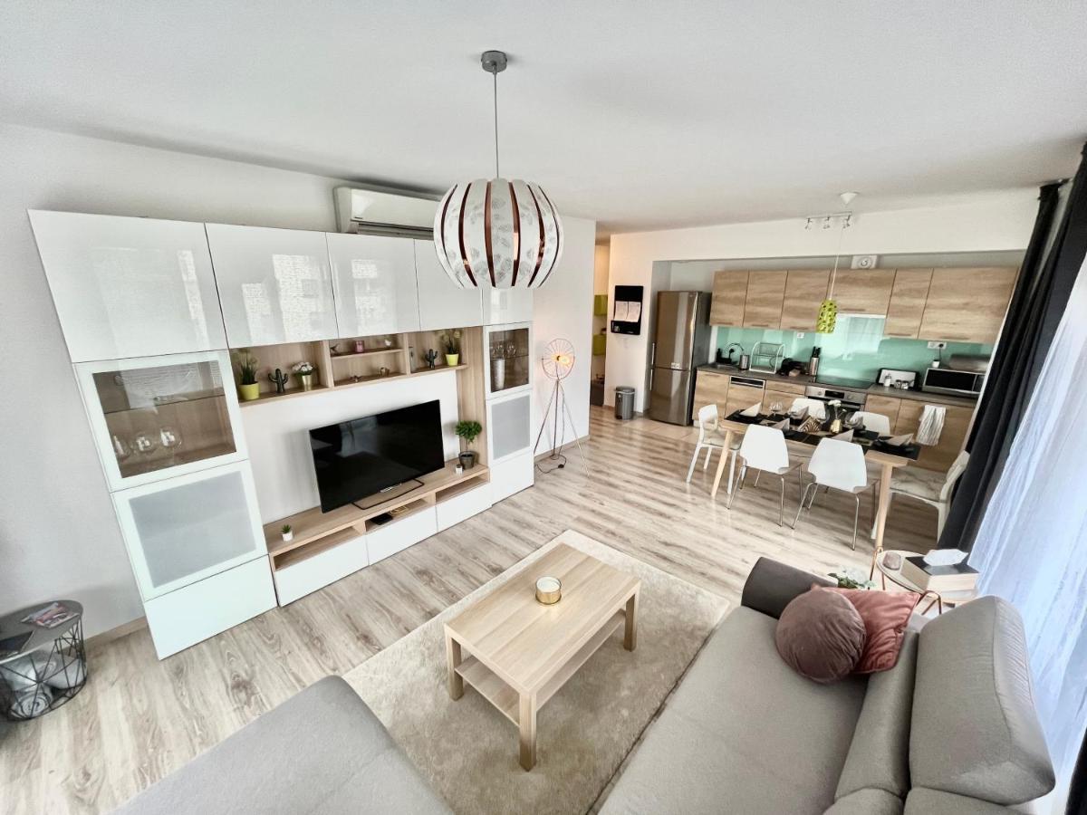 Diamond - 3 Bedroom, Luxurious In The Heart Of The Apartment Budapest