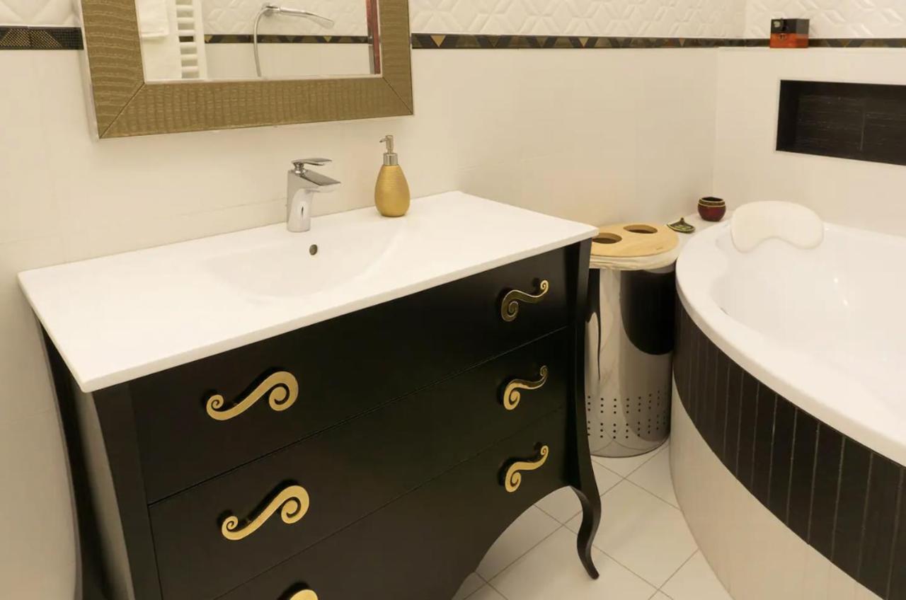 Premium By Hi5 - Lendvay Palace * Budapest