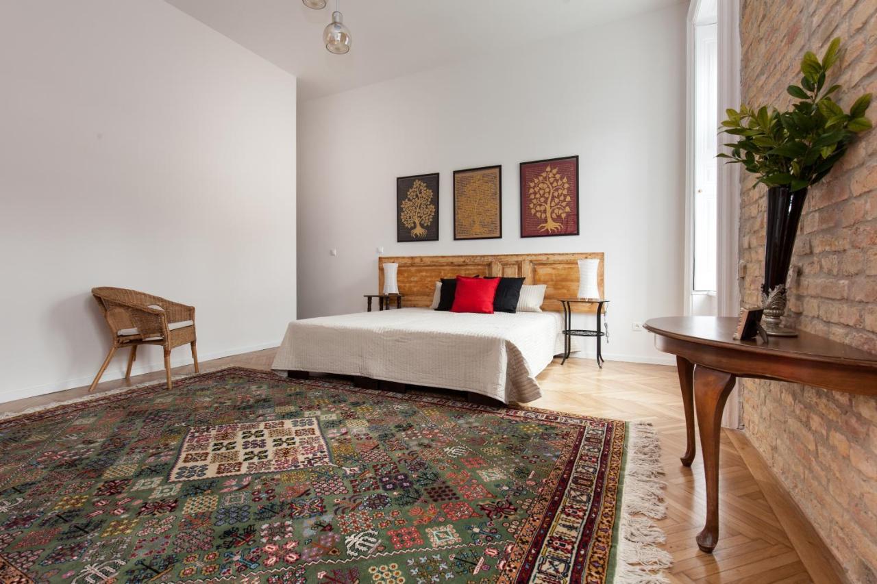 Annie's 3 Bed And 3 Bathroom Budapest