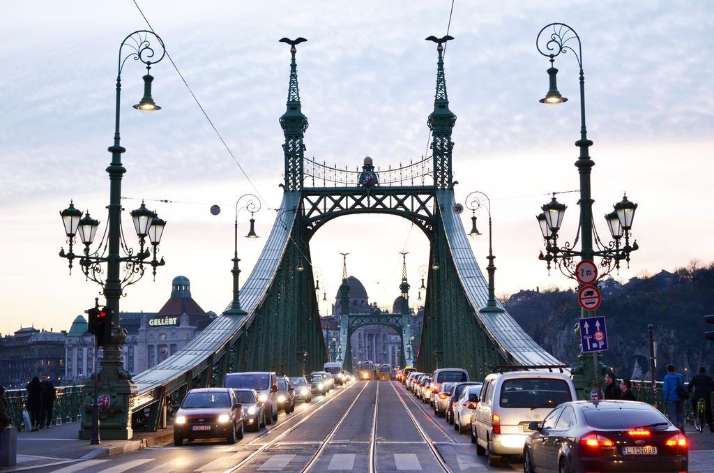 Central - Fovam * Budapeszt