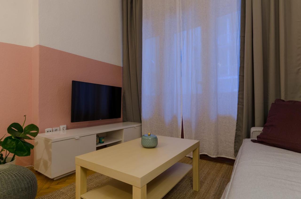 Studio Next To Kiraly Street Kd11