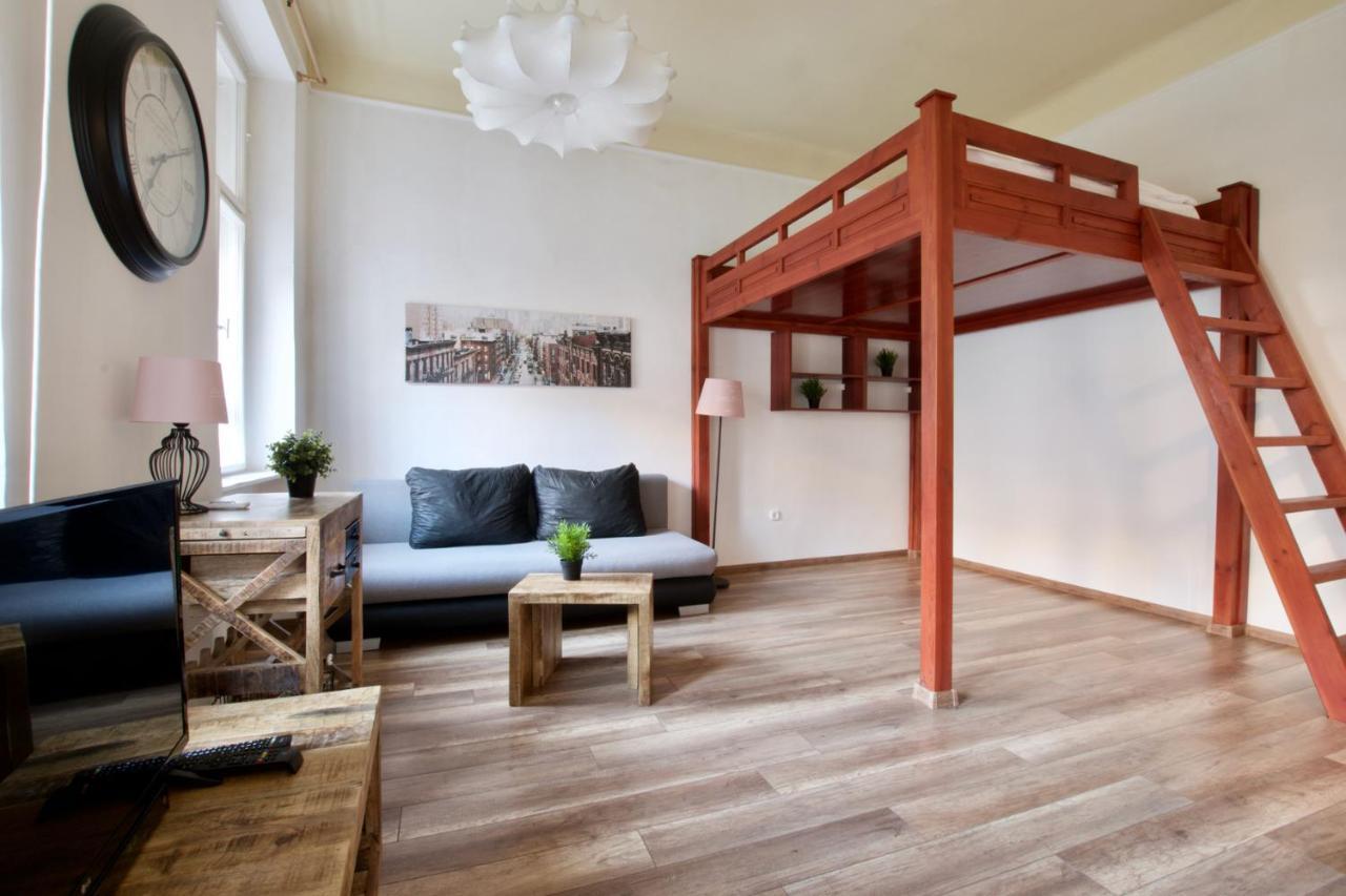 Standard By Hi5 - Nyugati Square Budapest