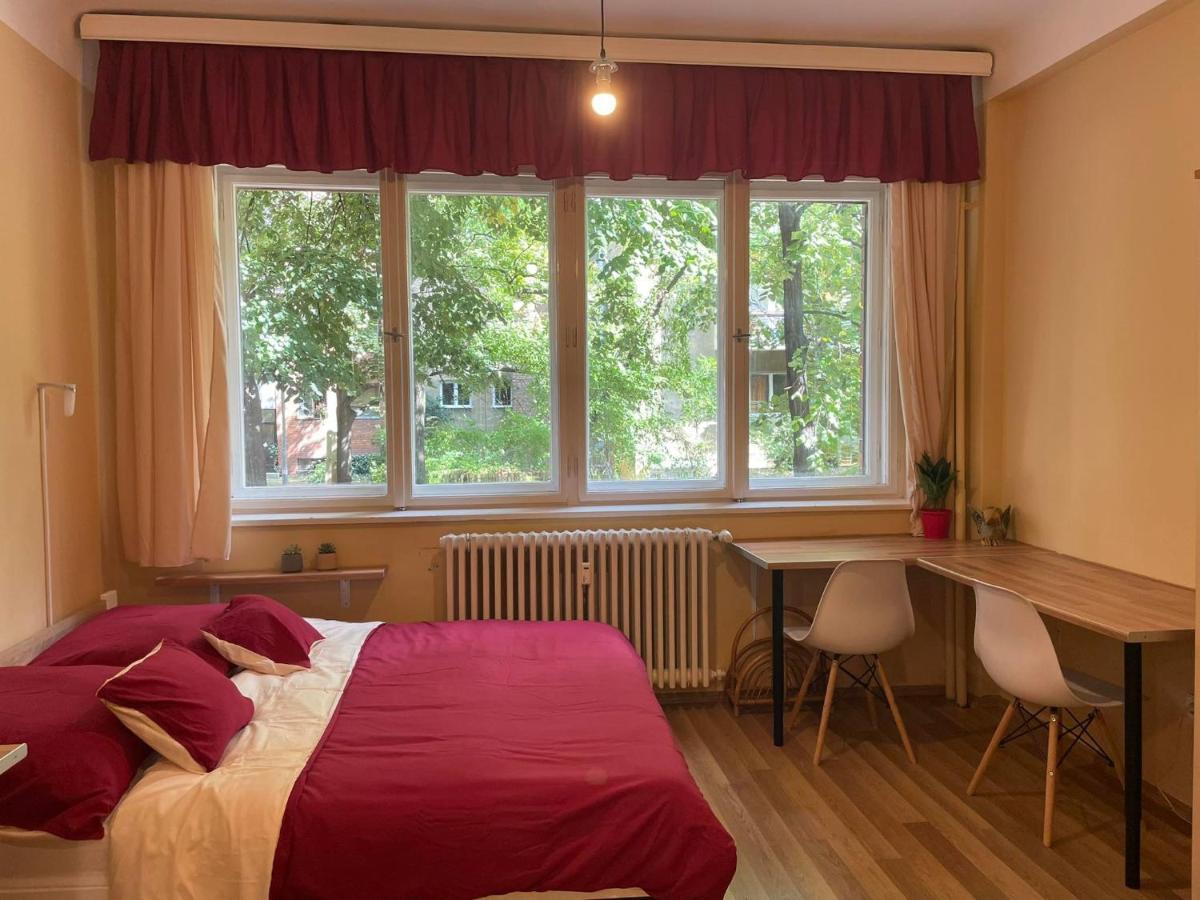 Apartment In The Heart *