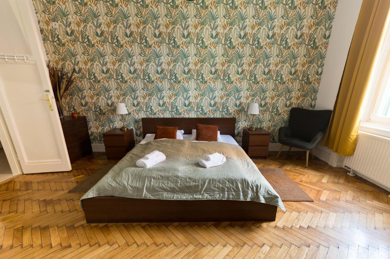 Rumbach Royal Apartamento *