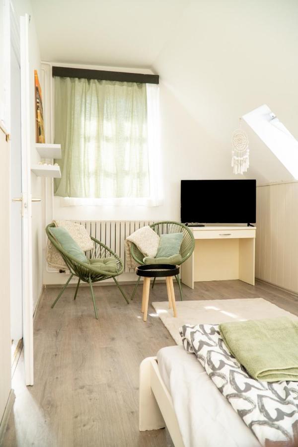 Budai Zoldovezet Kozpont, Apartmanhaz, Rendezvenykozpont Es Etterem Apartmán Budapešť