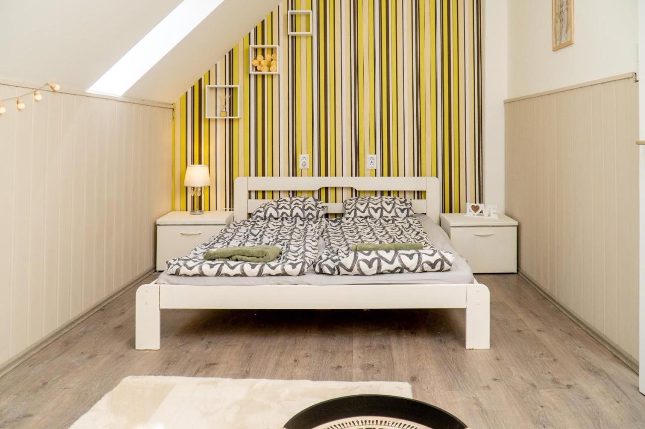 Apartamento Budai Zöldövezet Központ, Apartmanház, Rendezvényközpont és étterem
