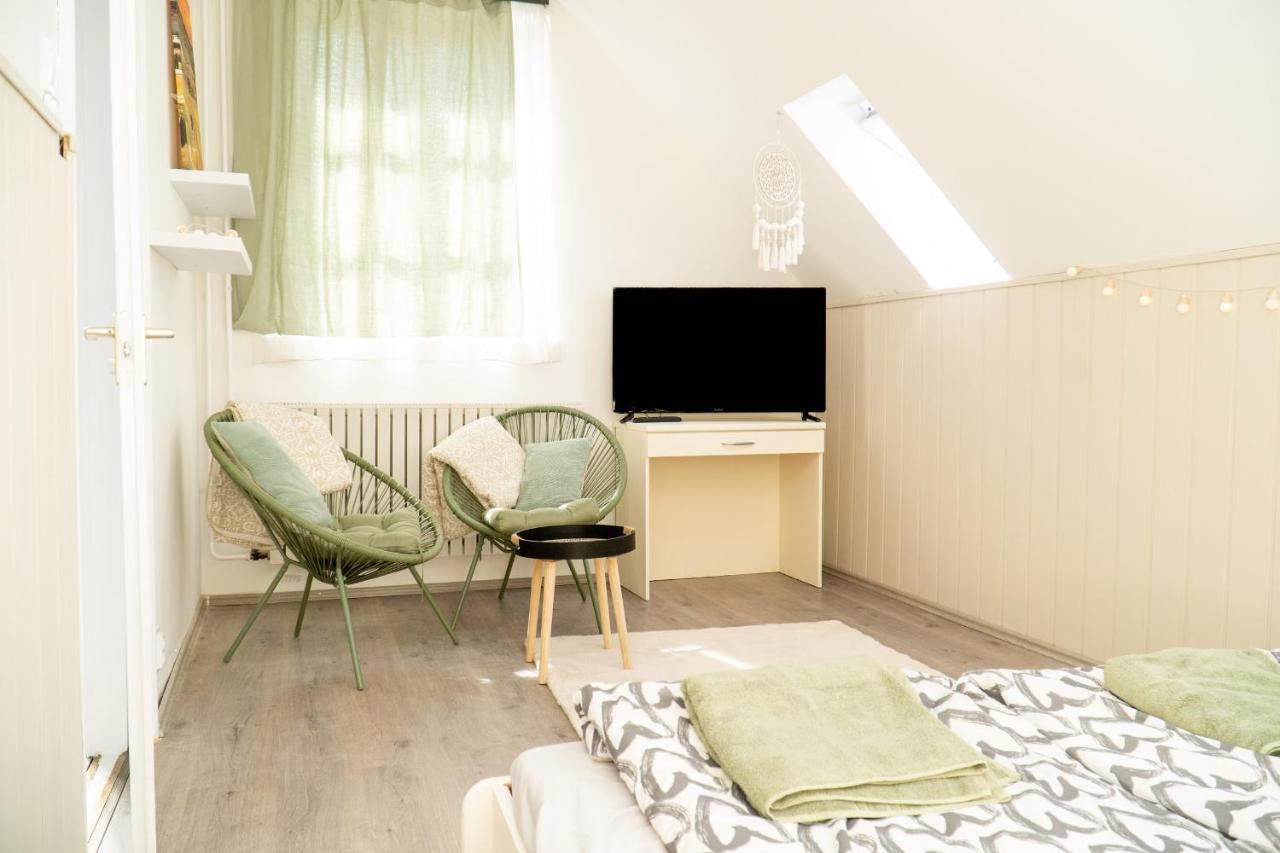 Apartmán Budai Zoldovezet Kozpont, Apartmanhaz, Rendezvenykozpont Es Etterem