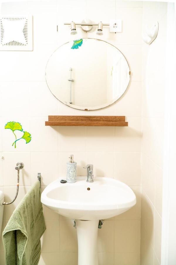 Budai Zoldovezet Kozpont, Apartmanhaz, Rendezvenykozpont Es Etterem * Budapešť