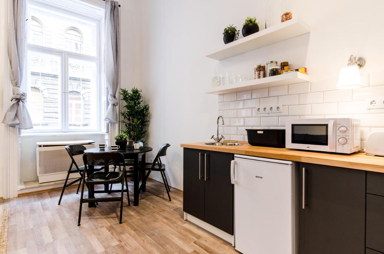 Spacious 3 In Downtown Apartamento *
