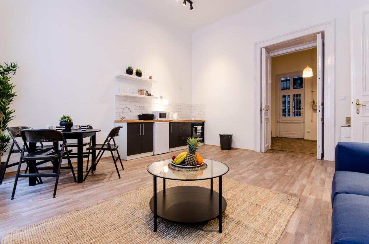 Spacious 3 In Downtown Budapest