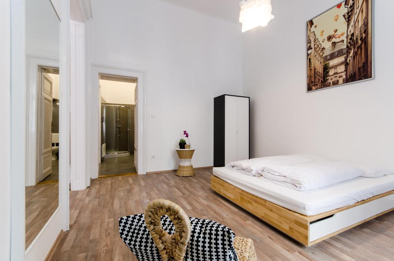 Spacious 3 In Downtown Apartamento Budapest