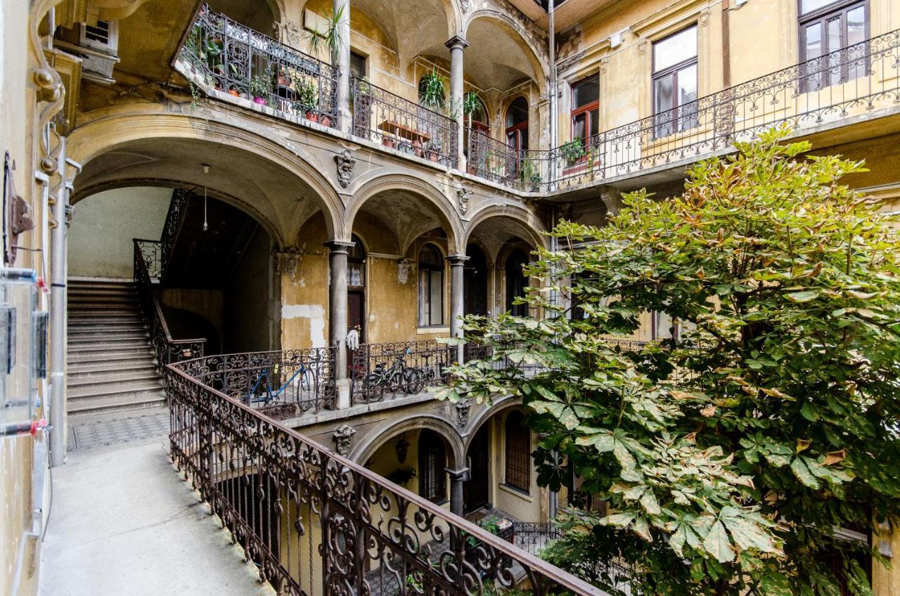 Downtown Park * Budapest