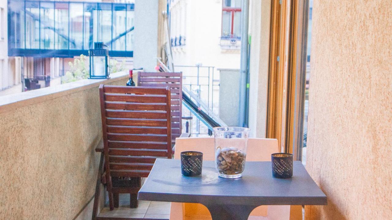 Kazinczy Boutique Lägenhet *