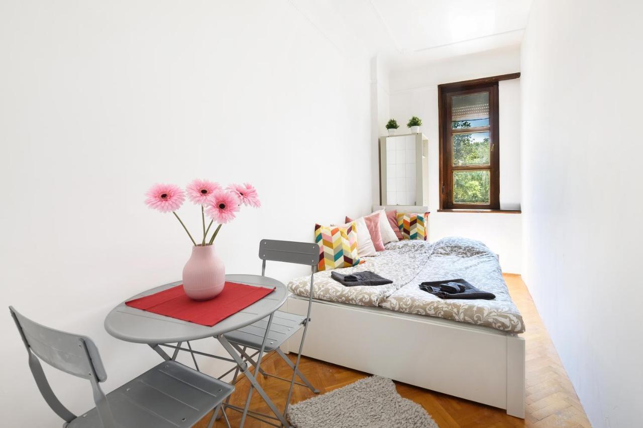 Hotell Stylish Homes Downtown Buda