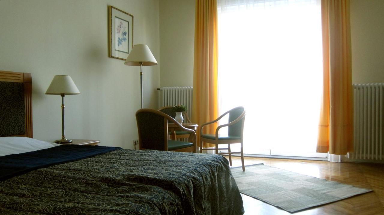 Flatneartocastlehill Budapest