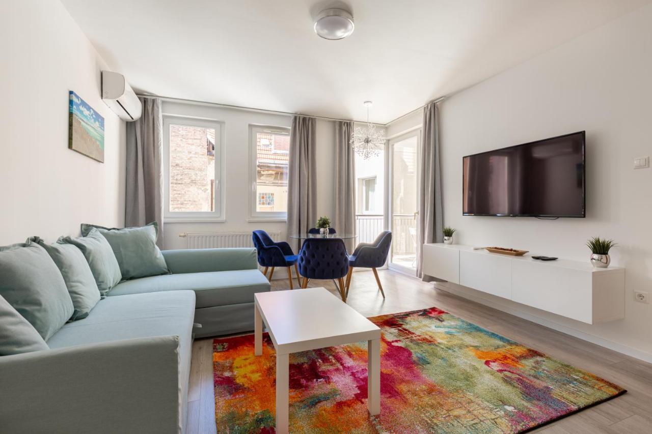 Lovely 1-bedroom In The Center With Terrace Boedapest