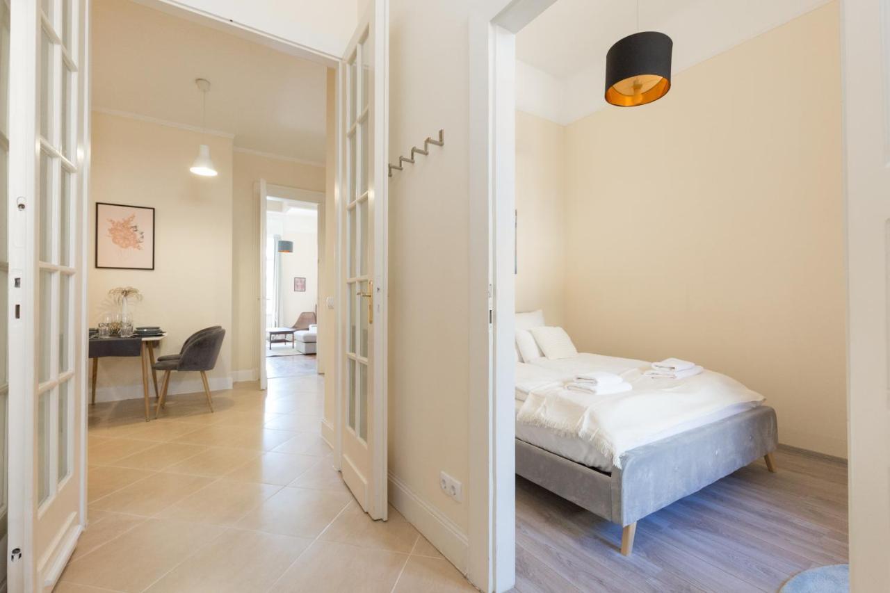 Center Dream 2br/2bath *