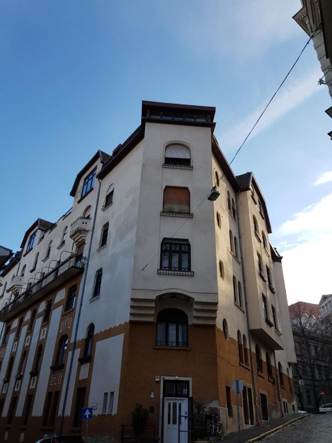 Aurora Apartmanhotel