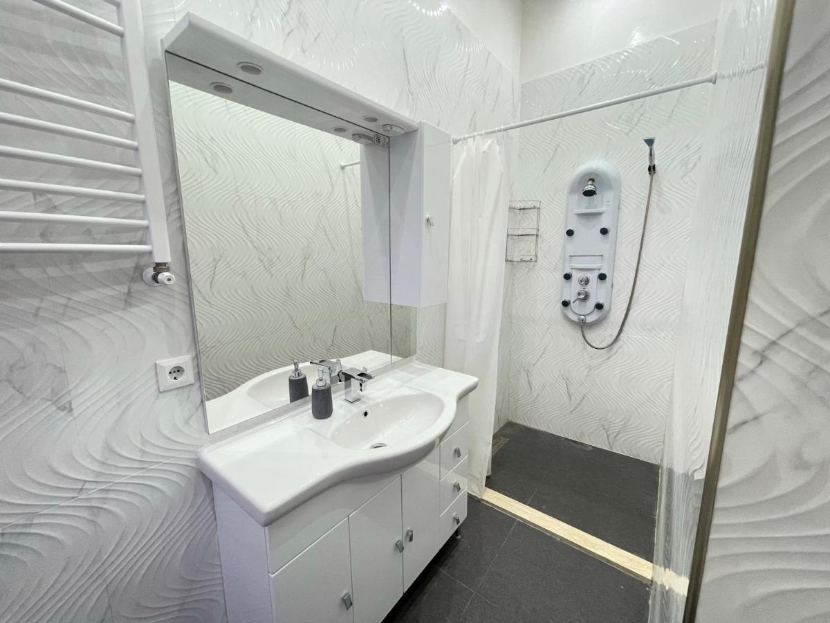 Apartment Deluxe Sapphire Residency - 4 Bedrooms
