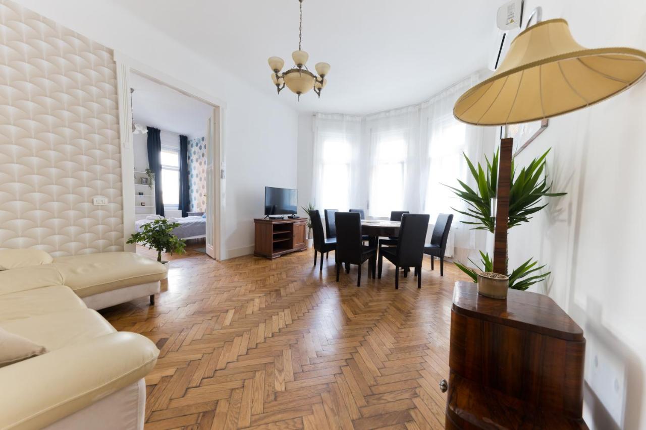 Rumbach Royal Apartamento *