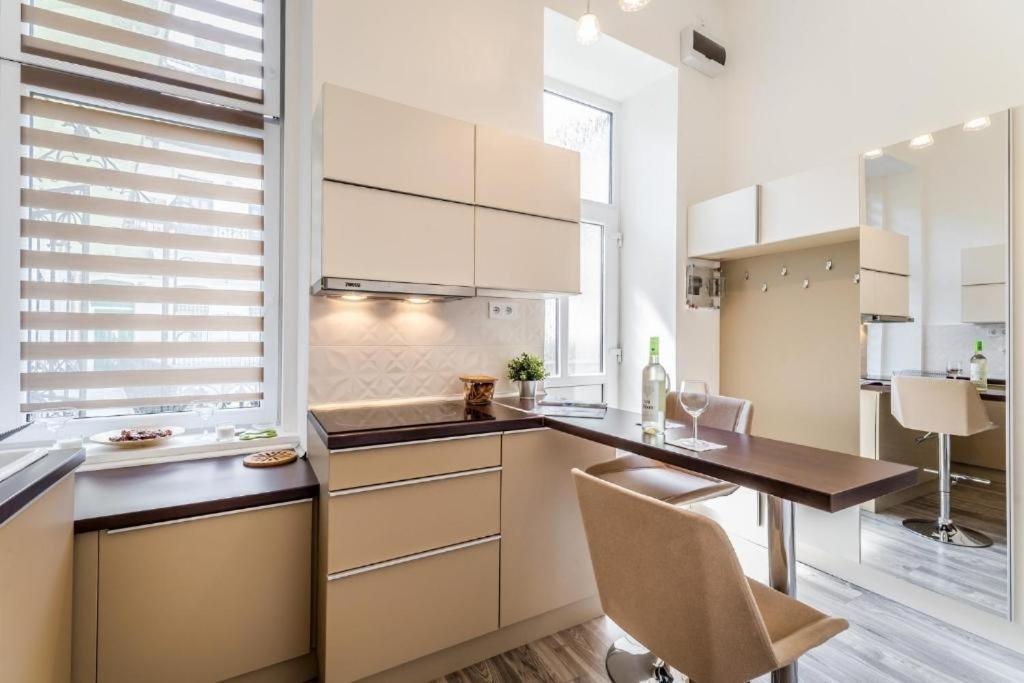 Apartman Hi-bp Elizabeth In The Heart Of *