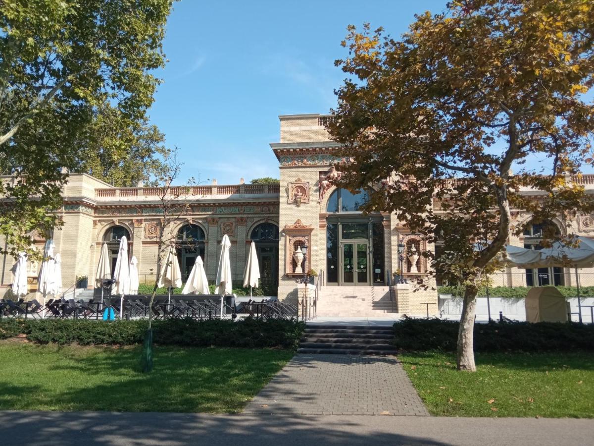 Free Parking, Balcony, Near To Park * Budapest