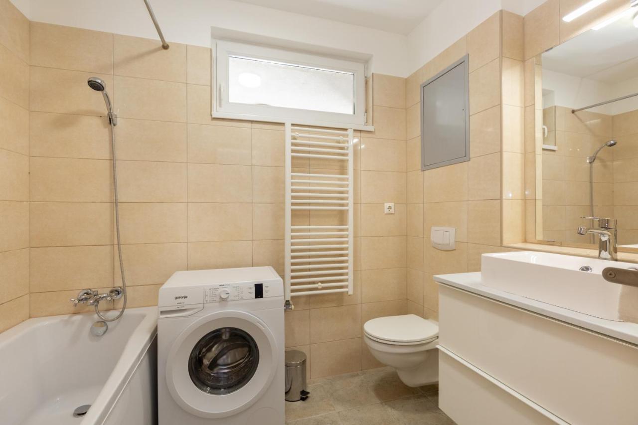 Apartamento Lovely 1-bedroom In The Center With Terrace