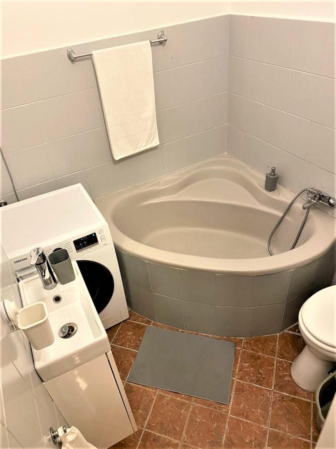 Quiet And Private Studio In The Center Apartment Budapest