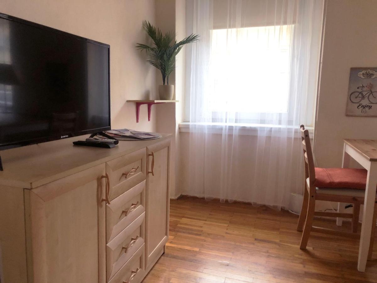 V57 Oktogon Apartment *