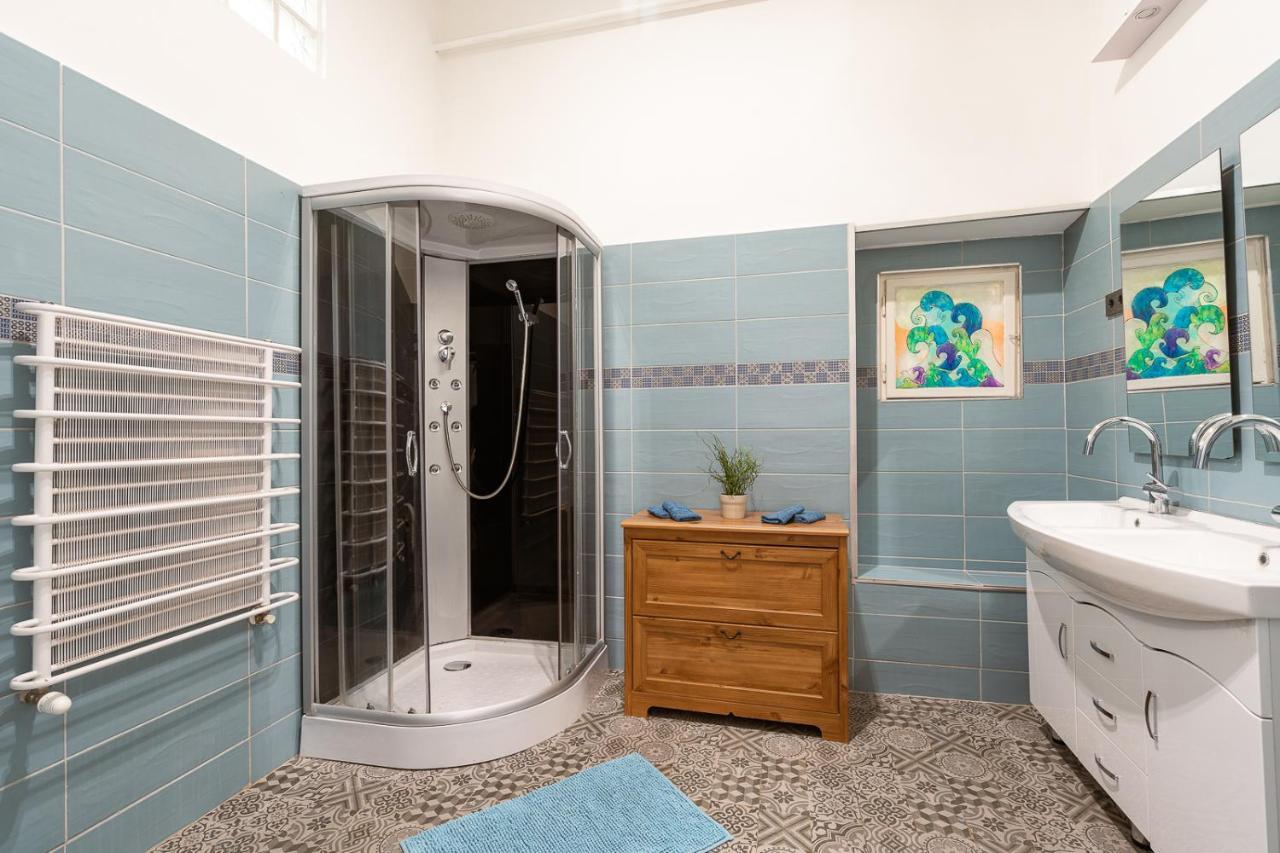 Lovely Close To Synagogue And Szimpla Garden * Budapest