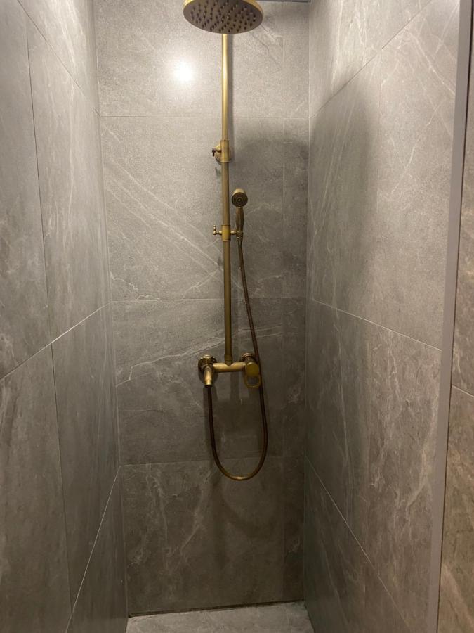 Centrale Rooms Hotell