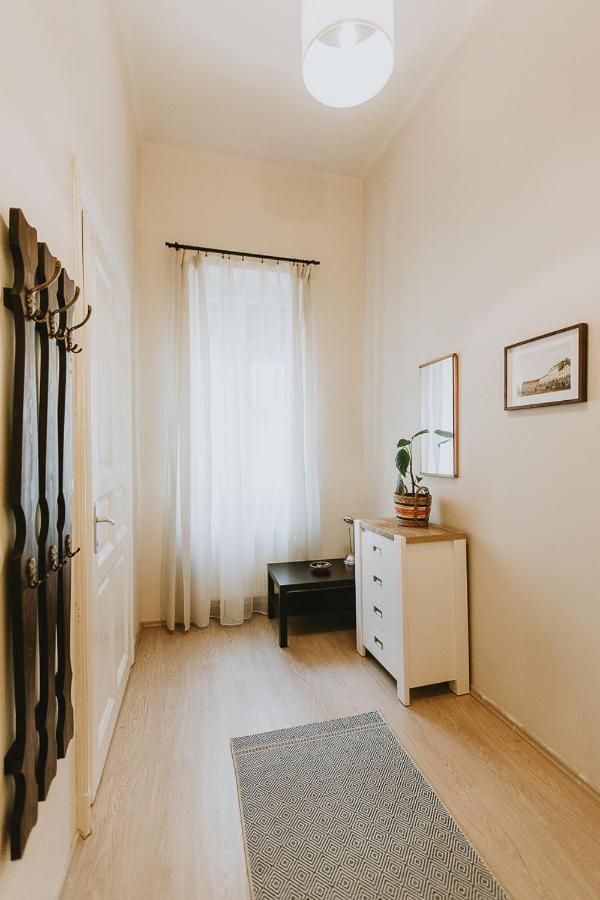 Folk 60sm Spacious And Bright Budapest