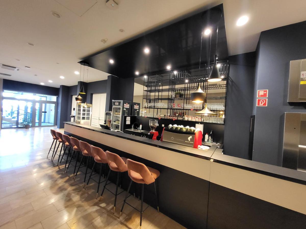 D50 Hotel 4*