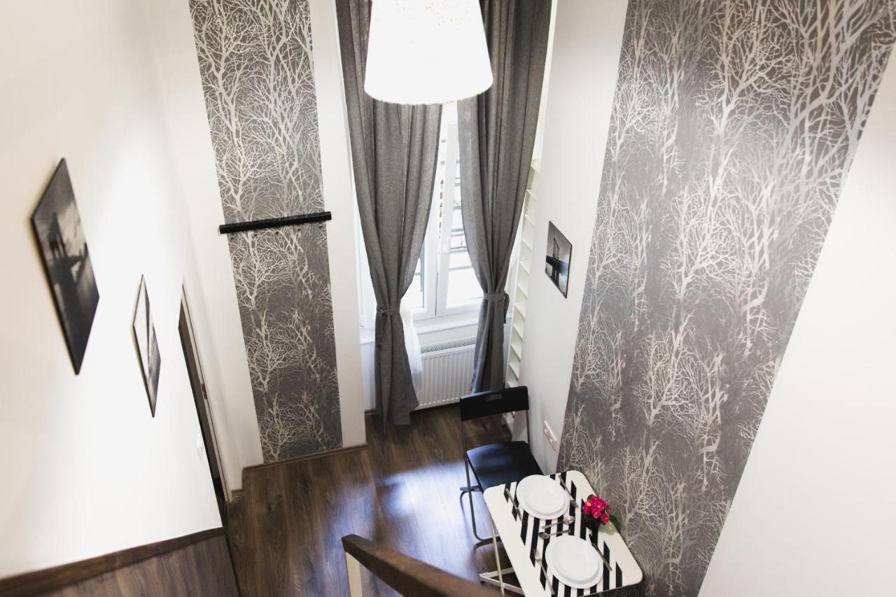 Modern Budget Lofts In The Centre Inn *